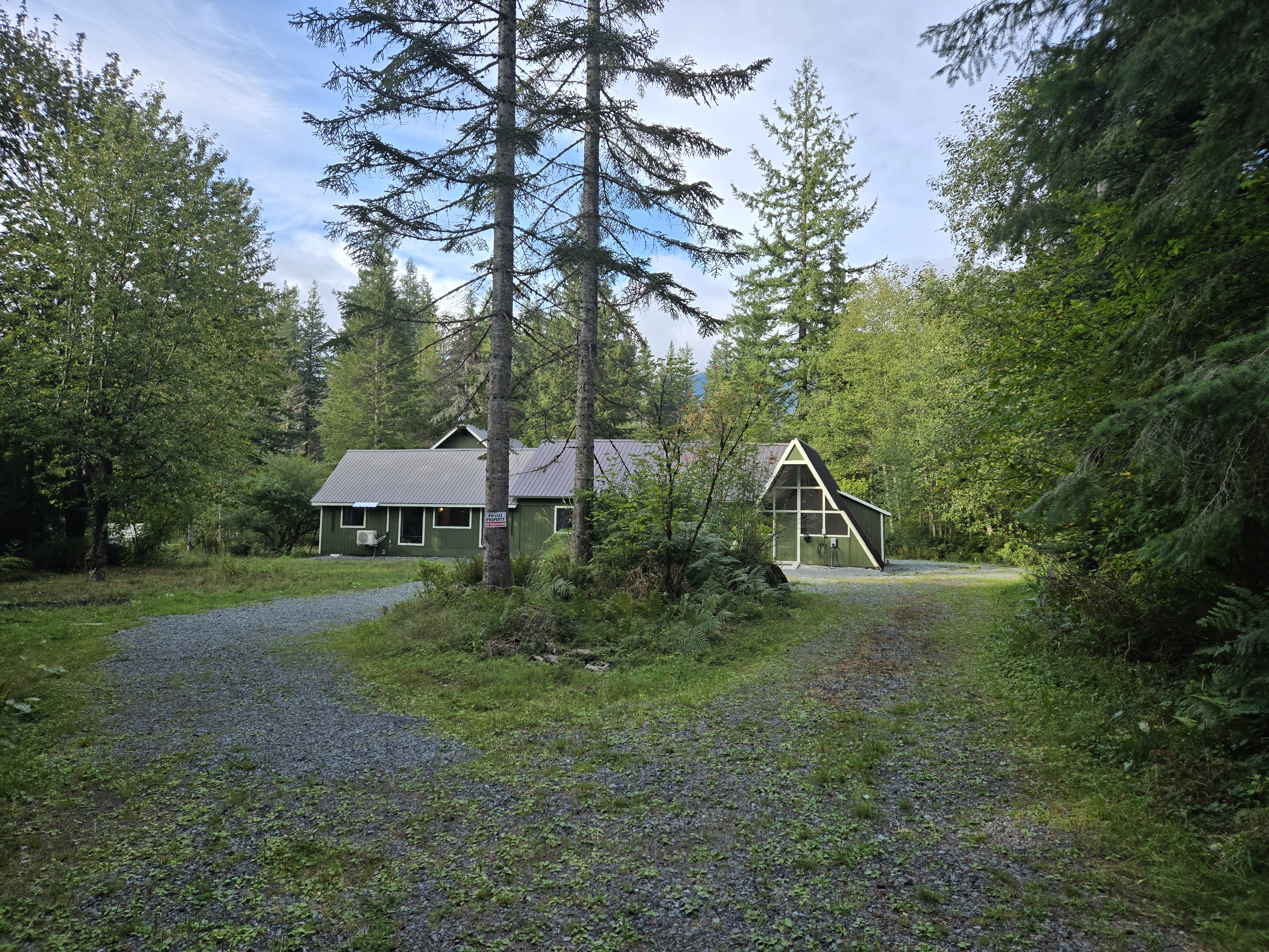 Rainier Getaway Exterior